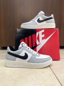 Nike Air Force 1 Sneakers