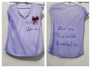 V neck 🎀 Statement Top