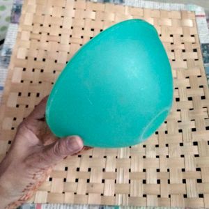 'Frosted Plastic' Bowl With Lid