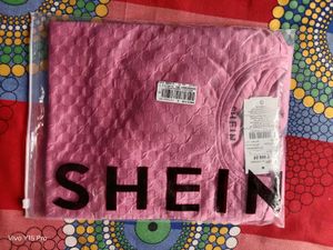 Chic Puff Sleeve Textured Pink Dress || celebrity