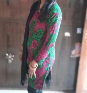 Woollen Floral Print Kurta