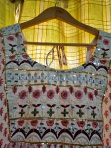 Beautiful white &amp; Pink Floral Print Kurta