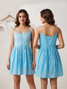 Sleevless Chikankari Short Gown