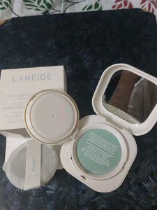 Laneige Blurring Finish Powder