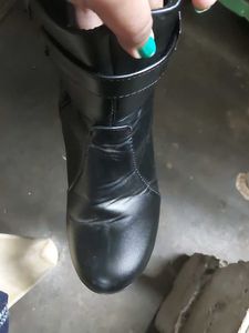 Boots With Bucklet For Women