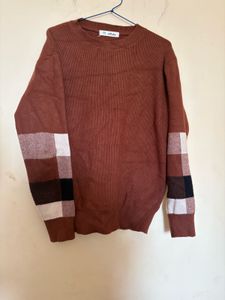 Cozy Plaid Sleeve Knit Sweater