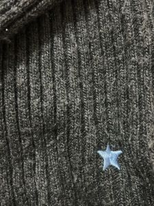 Zara Cozy Ribbed cold shoulder Knit Sweater