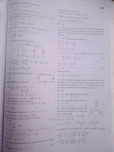 Objective NCERT at your Fingertips Physics edition