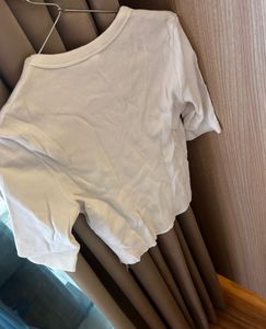 Uniqlo Fitted Ribbed Top