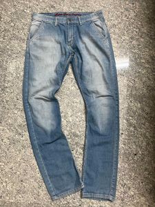 Men's Light Wash Denim Jeans