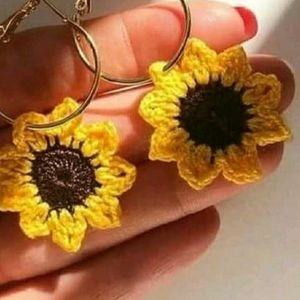 l am selling a crochet handmade eating