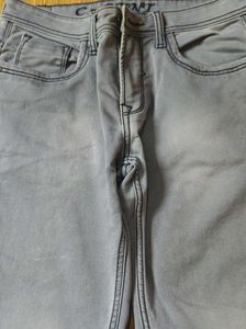 Stylish Grey Washed Jeans