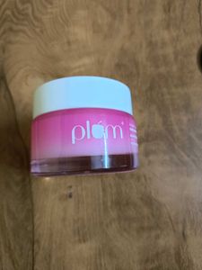 Plum Bulgarian Rose Gel Cream