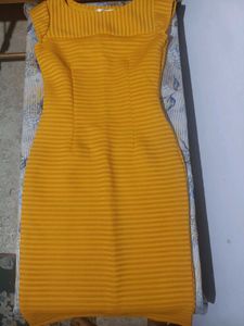 Yellow bodycon dress