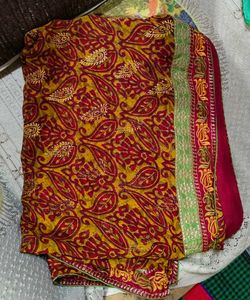 Elegant Printed Saree (Very Soft)