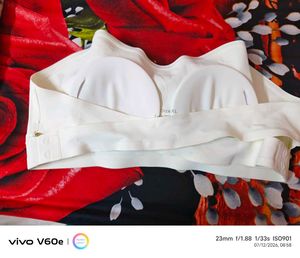 White Padded Strapless Bra
