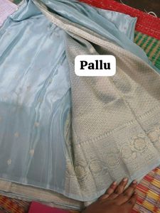 Pure HO crepe silk saree with Blouse piece