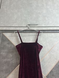 Elegant Velvet Midi Dress