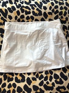 PINK (Victoria’s Secret) White Skort