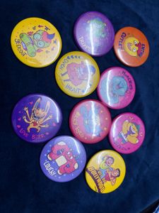 CHUMBAK Pins Set