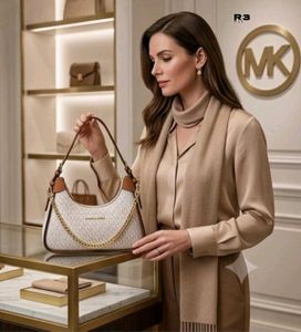 Micheal kors slingbags