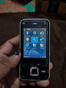 nokia n81