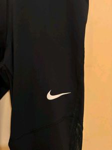 Nike Women's Black Running leggis