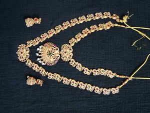 Traditional Peacock Design Jewellery Set