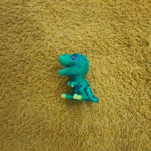 Kinder Joy Jurassic World Glowing Dinosaur