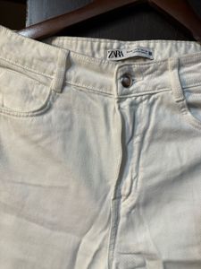 ZARA Stylish White Denim Jeans
