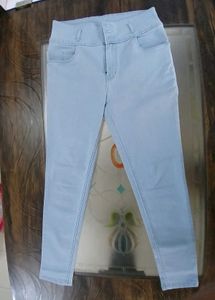 Light Wash High-Waisted Skinny Jeans😍👌