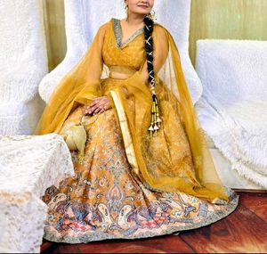 Elegant Yellow Lehenga Choli Set