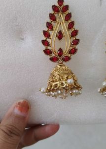 Leaf Pattern Jhumkas