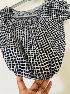 Chic Black & White Checkered Blouse