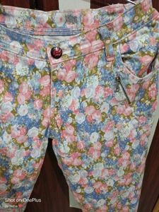 Girl's Jeans 👖