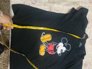 Metronaut mickey print t shirt in xl size