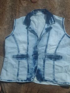 Washed Denim Sleeveless Blazer