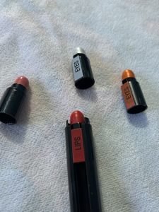 Lipstick, Chicks, And Eyes 😍