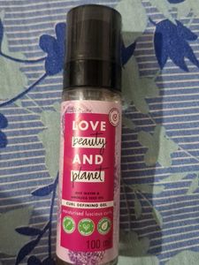 Love Beauty And Planet Curl Defining Gel