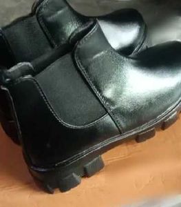 Chunky Black Chelsea Boots