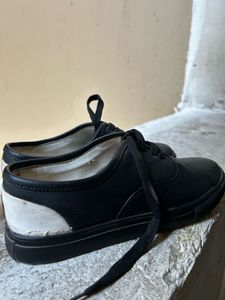 Classic Black Casual Shoes