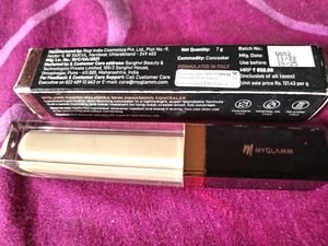 Manish Malhotra Matte Ivory Concealer