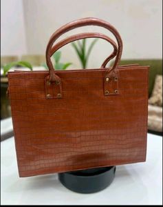 Stylish Croc Embossed Handbag