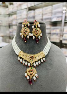 Elegant Pearl & Gold Necklace Set