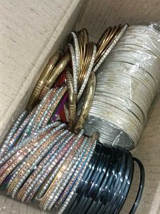 Assorted Bangles Set