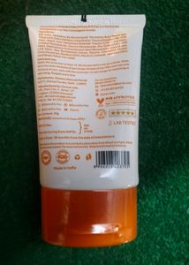 Qurez Tinted Mattifying Sunscreen SPF 50 PA++++