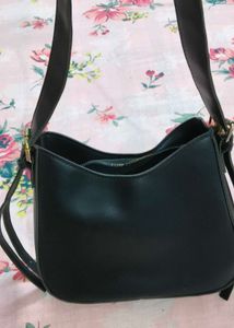 Dual Long Tassel Shoulder Bag