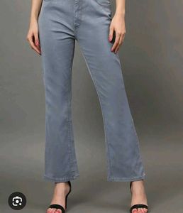 Stylish bootcut Grey Jeans