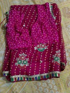 saree with blouse damage