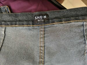 SHEIN Denim Zipper Shorts